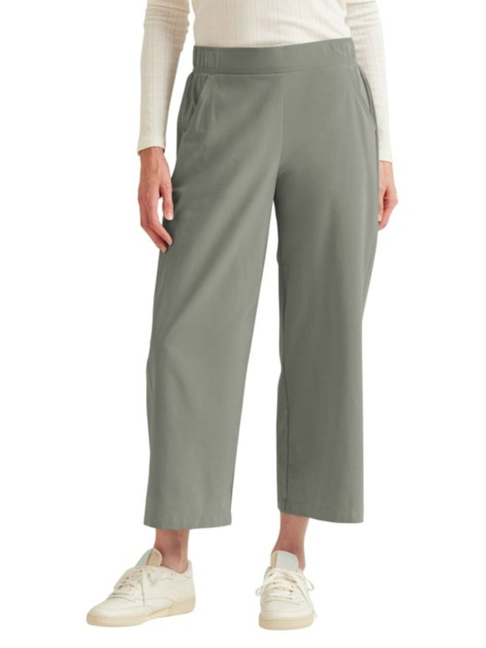 Eddie Bauer Women's Traveler Crop Pant,Green (Sage)
